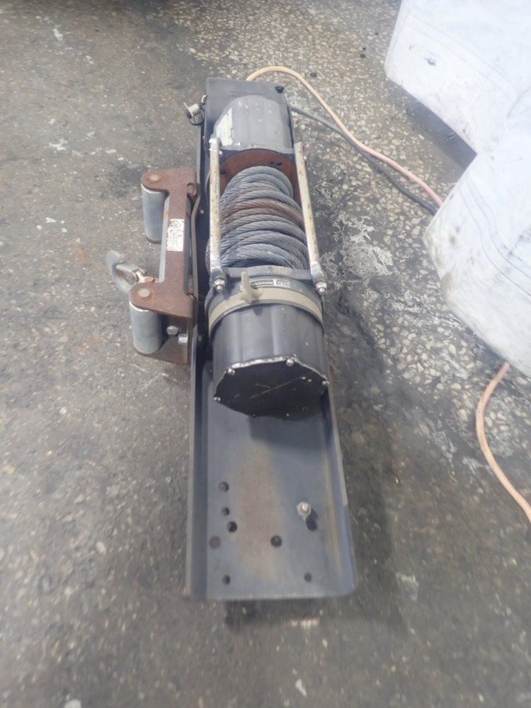 Chicago Electric Electric Cable Winch