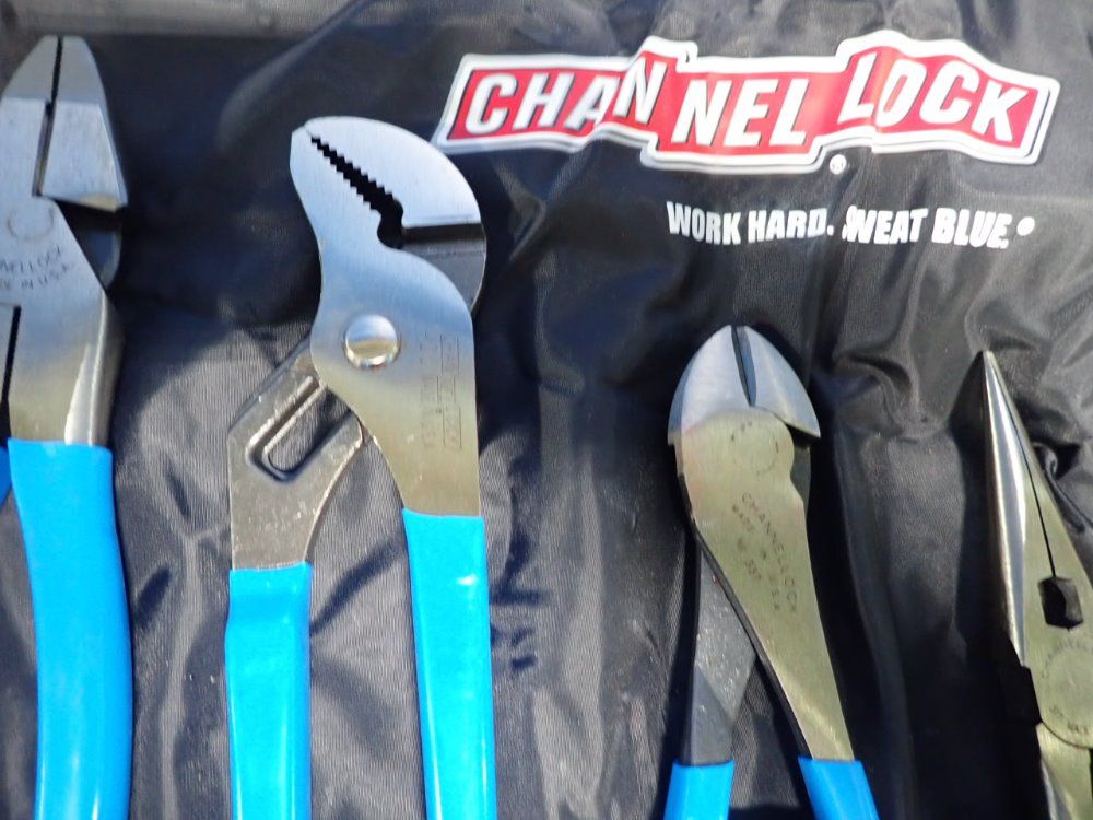 Channel Lock Pliers Set
