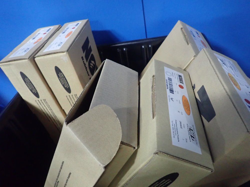 Novax Rubber Insulated Gloves