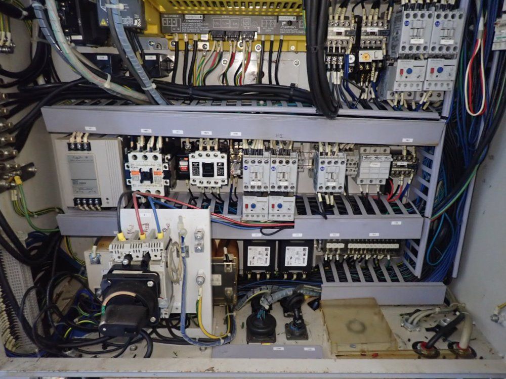 Kira 13" X 26" Pcv-30 Cnc Tapping Center - Pcv-30