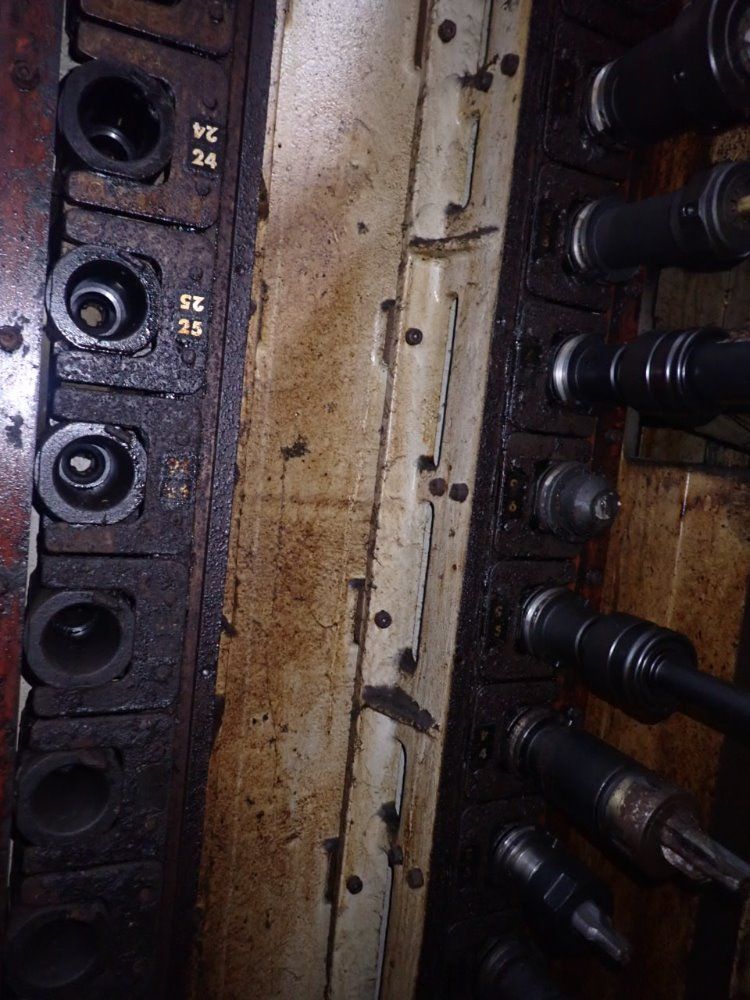 Okuma 15 1/2" X 15 1/2" Millac-40h Cnc Hmc - Millac-40h