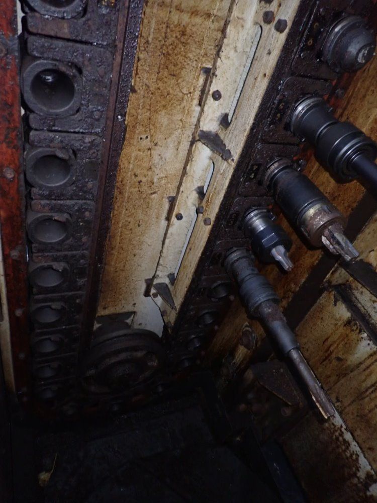 Okuma 15 1/2" X 15 1/2" Millac-40h Cnc Hmc - Millac-40h