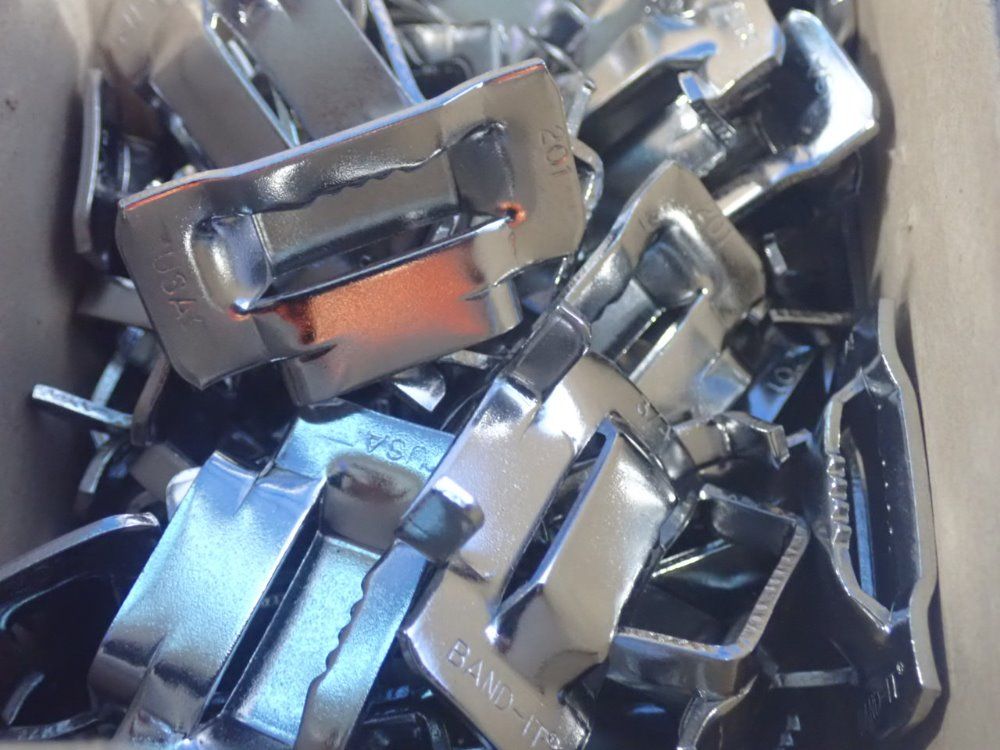 Band-it Band Buckles