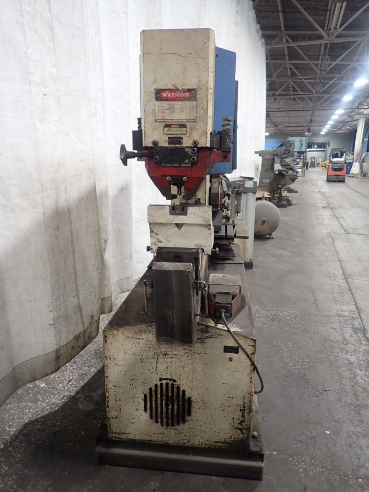 Mubea Hiw 750/510 Ironworker - Hiw 750/510