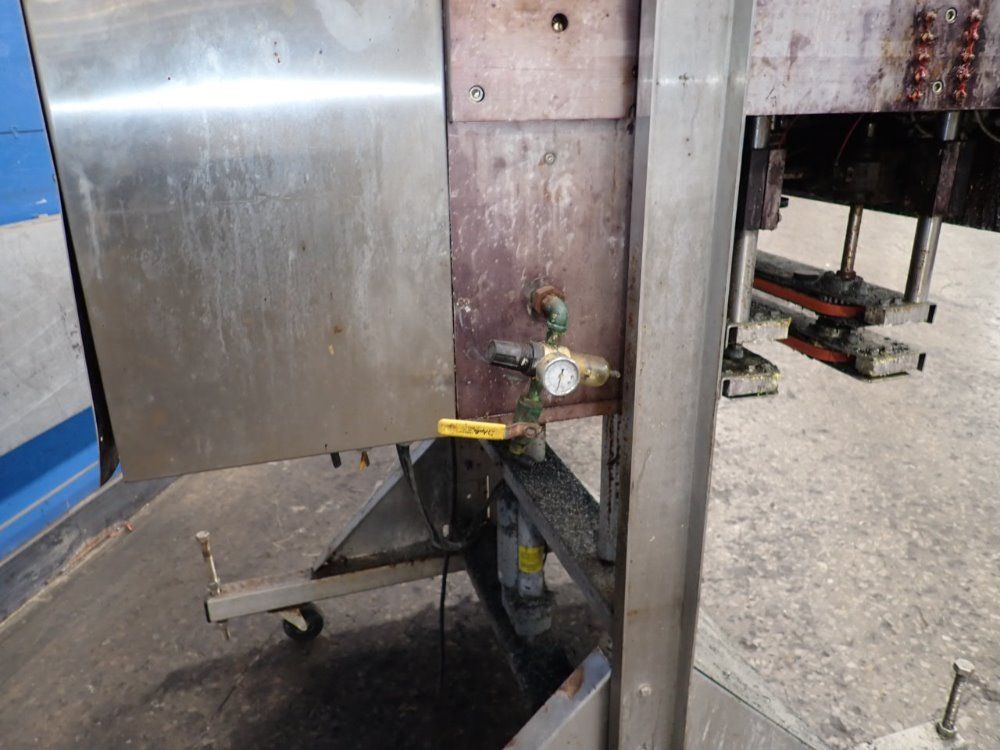 E-pak 4 Spindle Capper