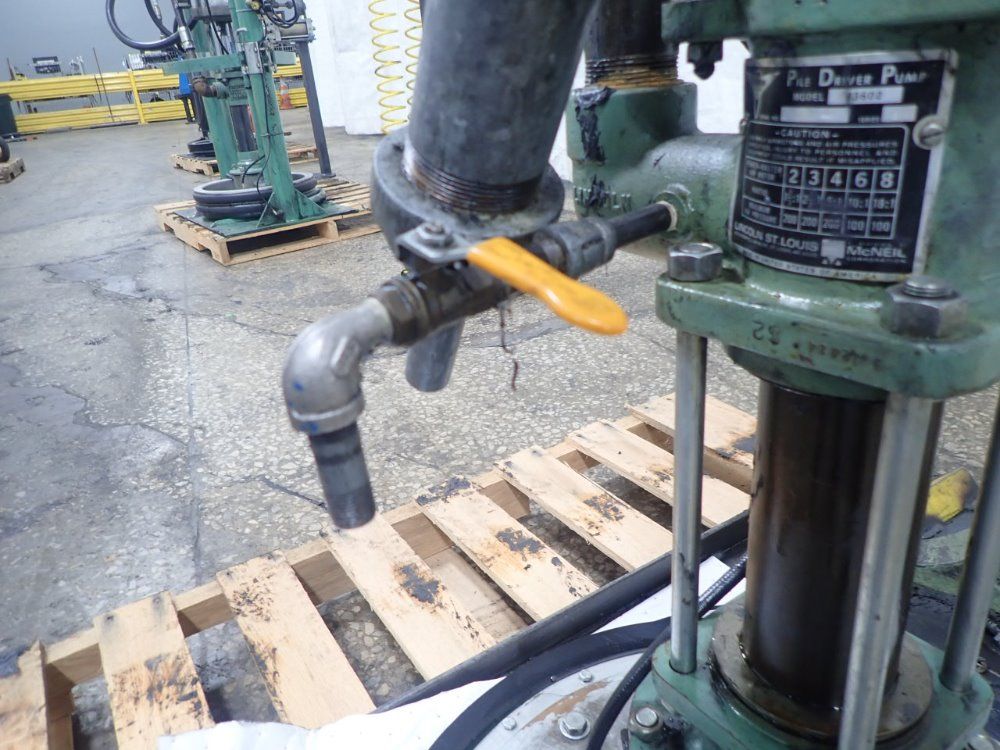 Lincon Pneumatic Drum Pump