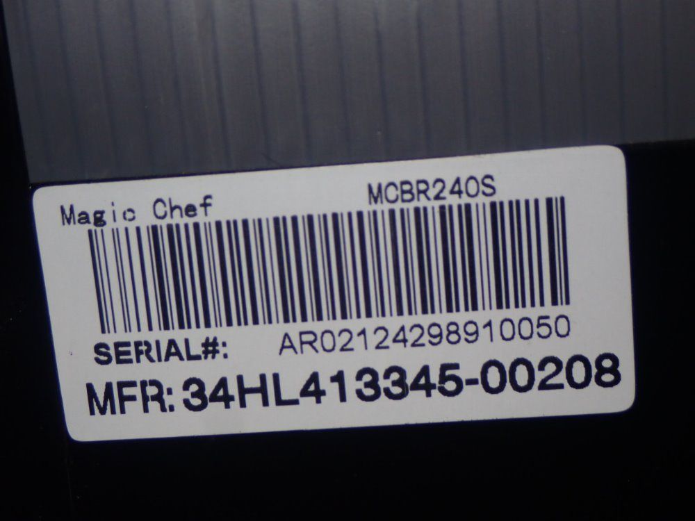 Magic Chef Mini-refrigerator