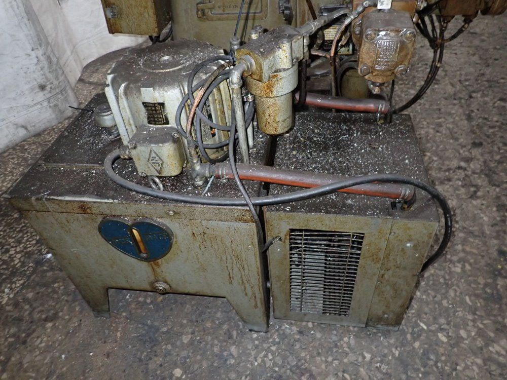 Bridgeport 9" X 42" Dual Head Vertical Mill W/true Trace