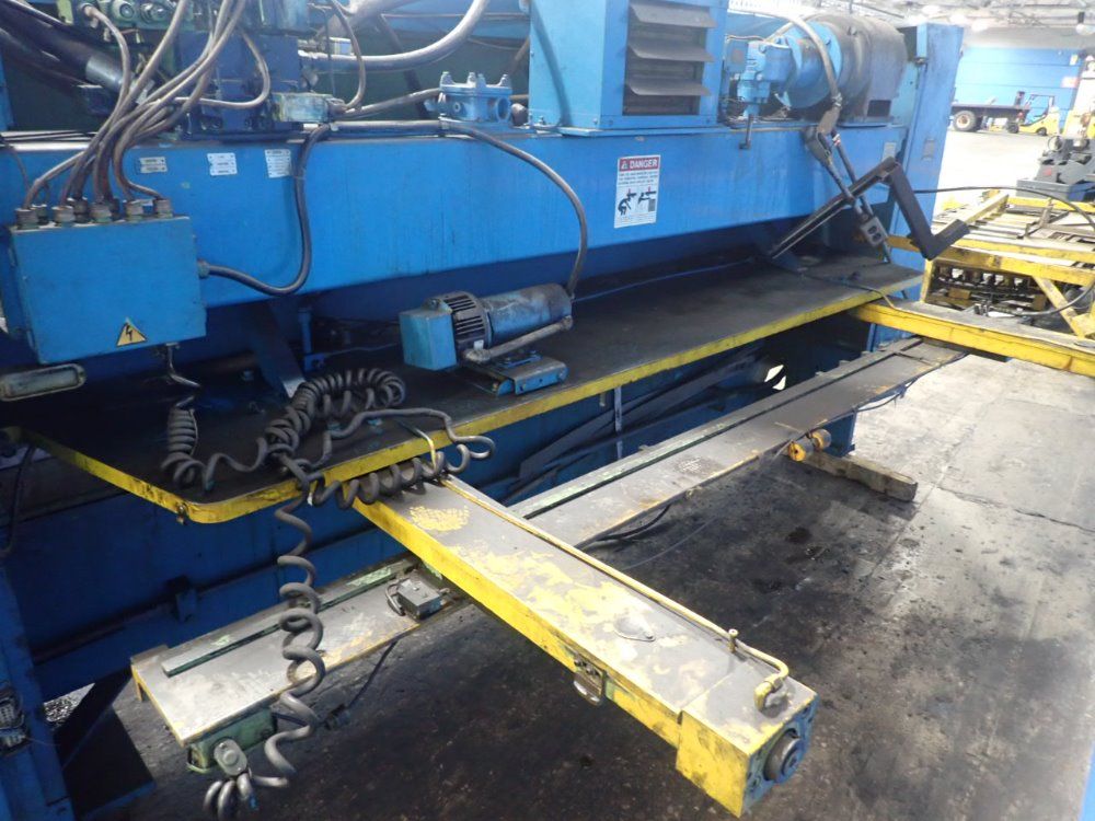 Cincinnati 120" 2500 X 10 Ft Shear - 2500 X 10 Ft Shear