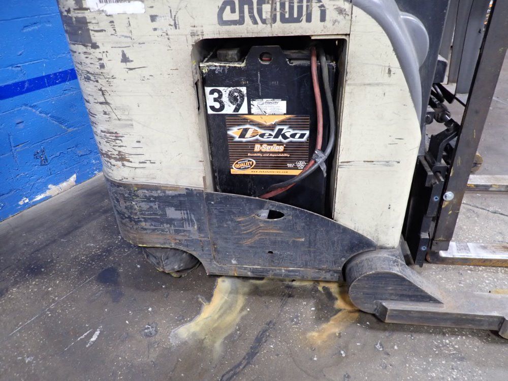 Crown Electric Stand Up Straddle Forklift