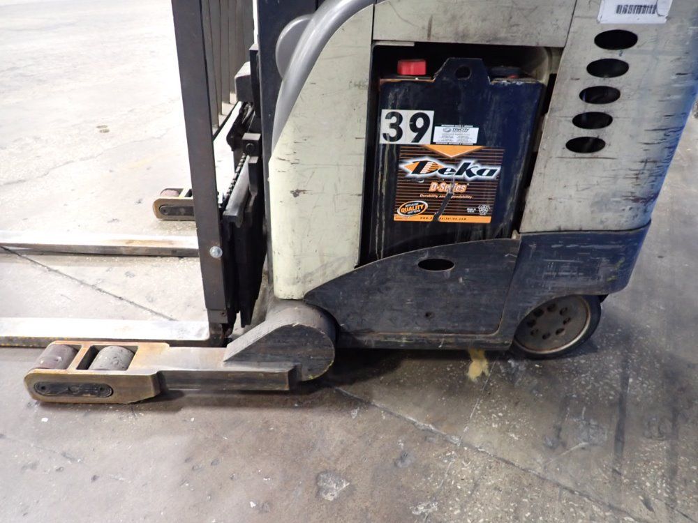 Crown Electric Stand Up Straddle Forklift