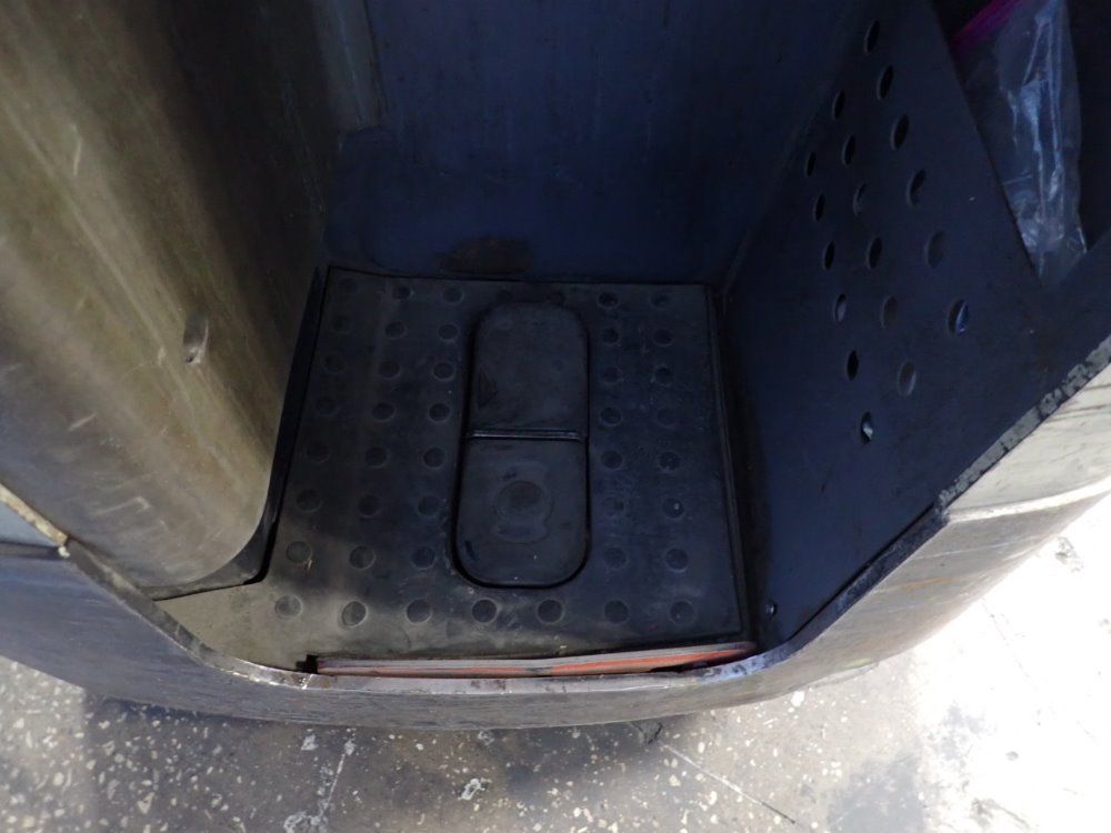 Crown Electric Stand Up Straddle Forklift