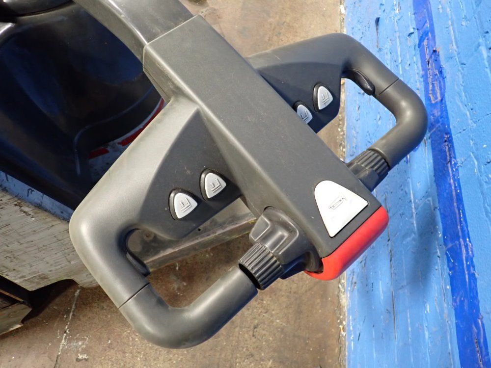 Nissan Electric Pallet Jack