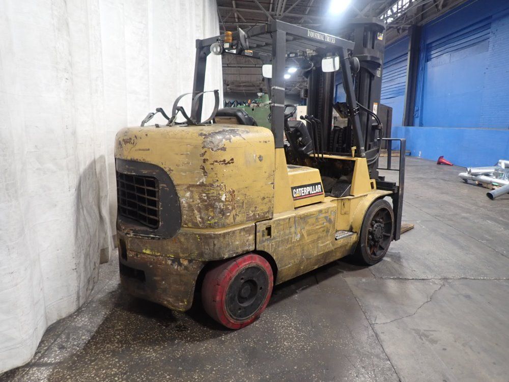 Caterpillar 15500# Gc70k Propane Forklift - Gc70k