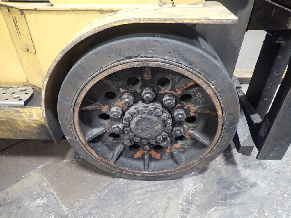 Caterpillar 15500# Gc70k Propane Forklift - Gc70k