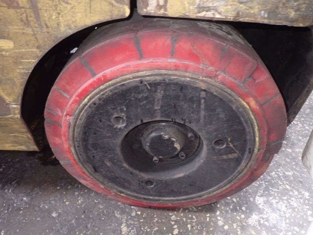 Caterpillar 15500# Gc70k Propane Forklift - Gc70k