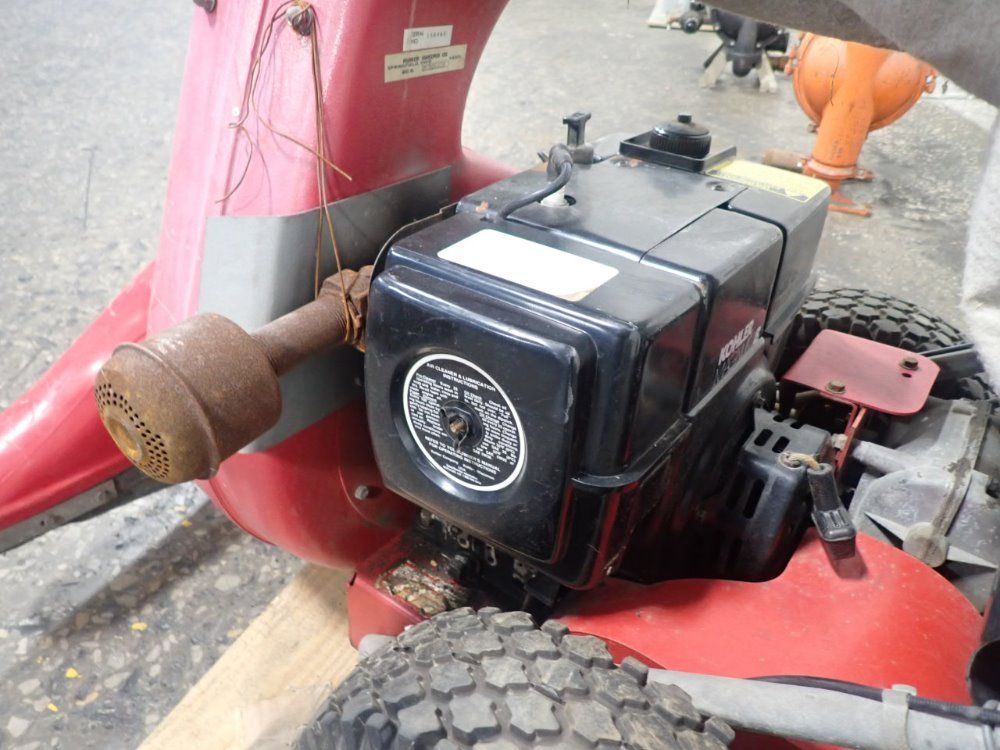 Parker Sweeper Co Gasoline Yard Vacuum