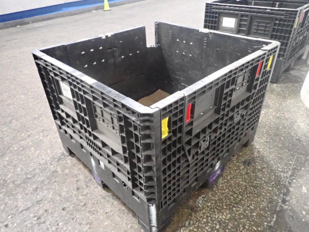 Cooper Standard Collapsible Plastic Crate