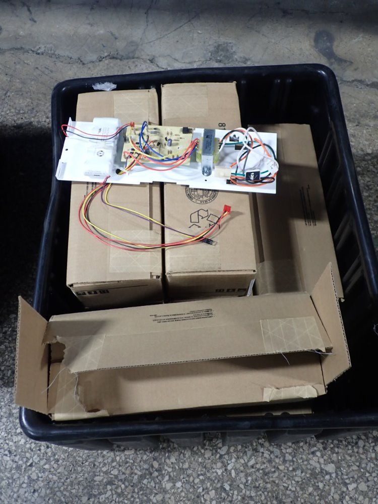 Cooper Emergency Lights