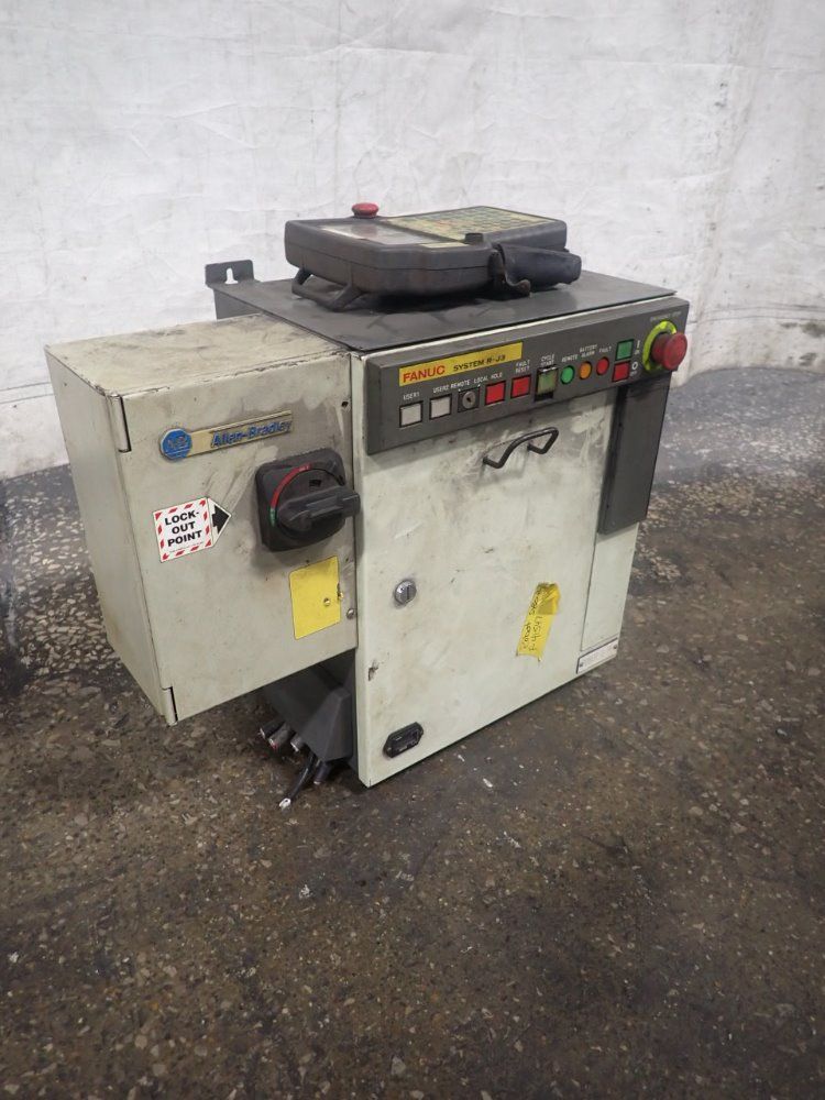 Fanuc System R-j3 Control Box