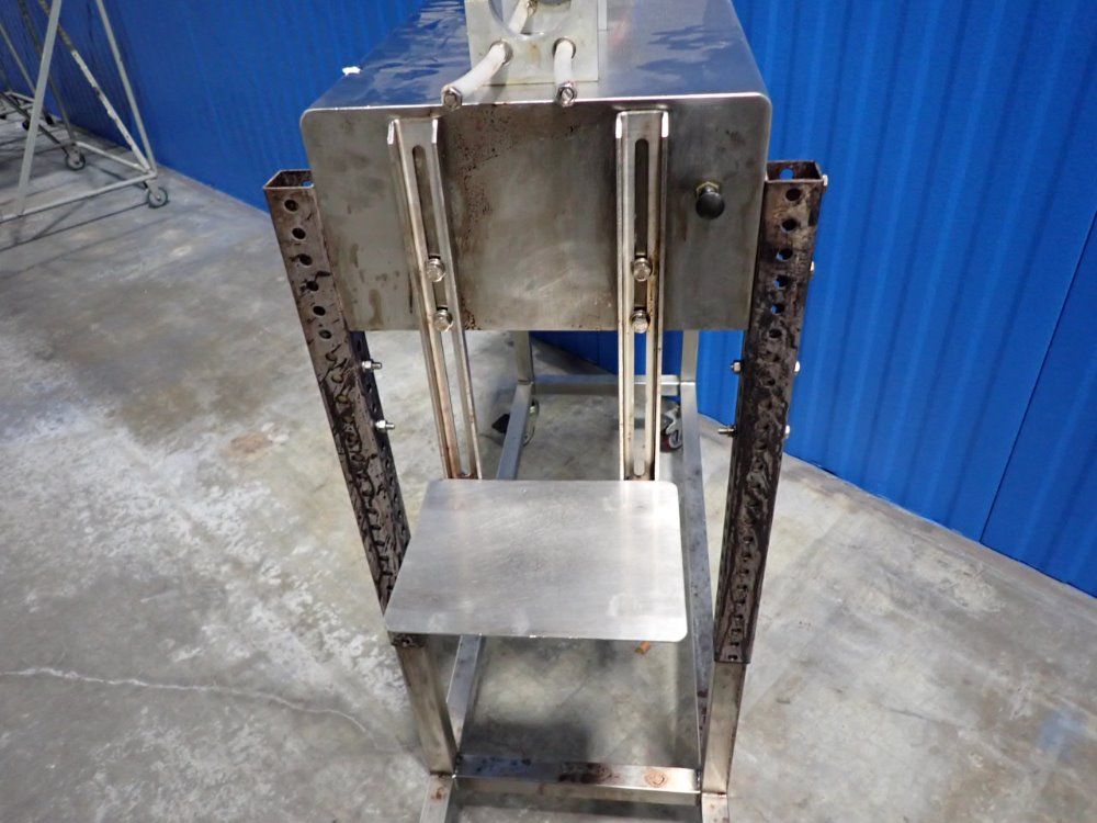 Accutek Piston Filler