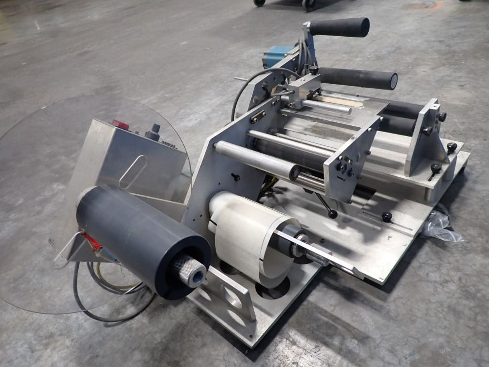 Oem Labeling Equipment 6" Bottle Labeler - 1600