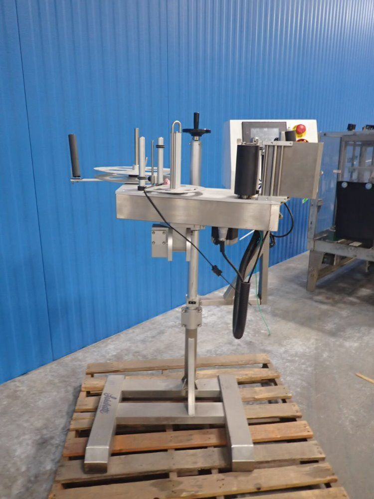 Accutek 110v/10amp Lableing Machine - 24-aps-004