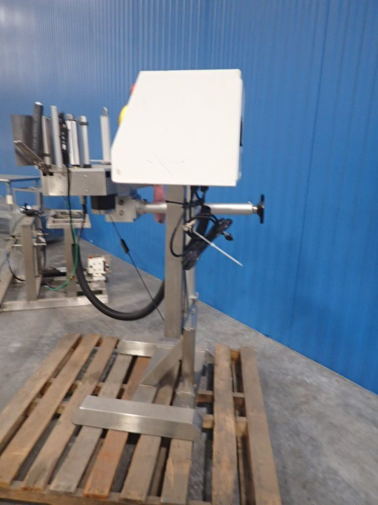 Accutek 110v/10amp Lableing Machine - 24-aps-004