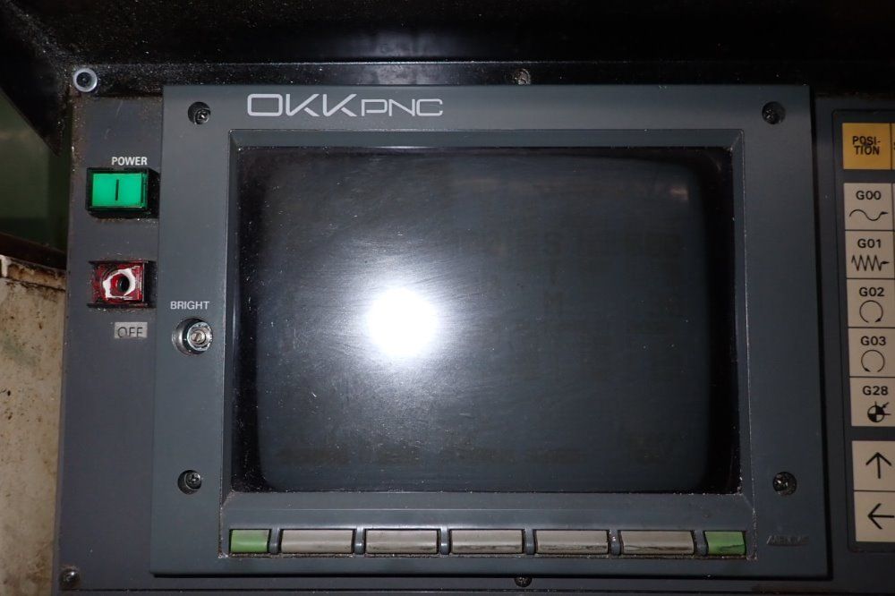 Okk 16" X 28 1/2" Pcv-40 Cnc Vmc - Pcv-40