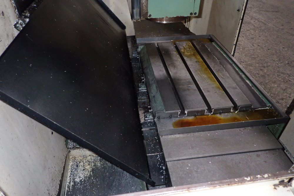 Okk 16" X 28 1/2" Pcv-40 Cnc Vmc - Pcv-40