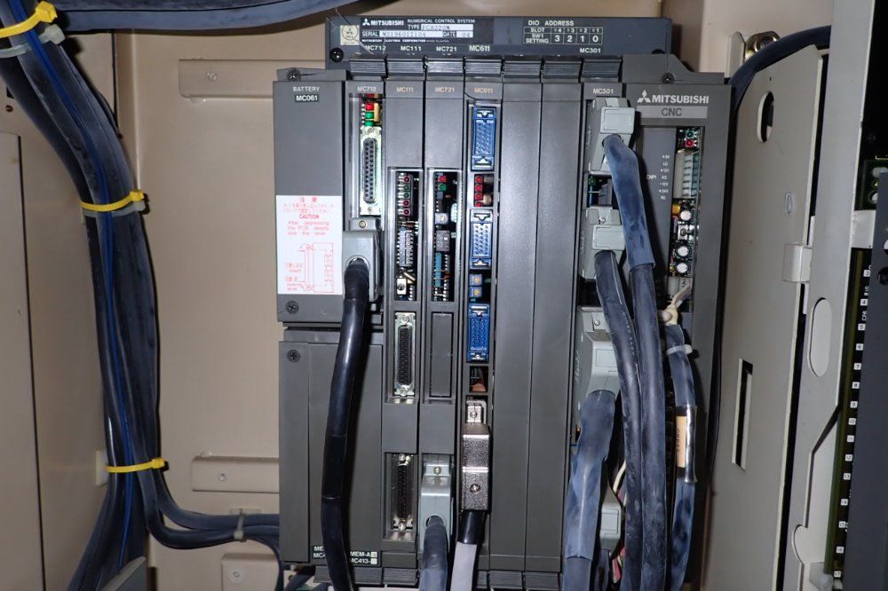 Okk 16" X 28 1/2" Pcv-40 Cnc Vmc - Pcv-40