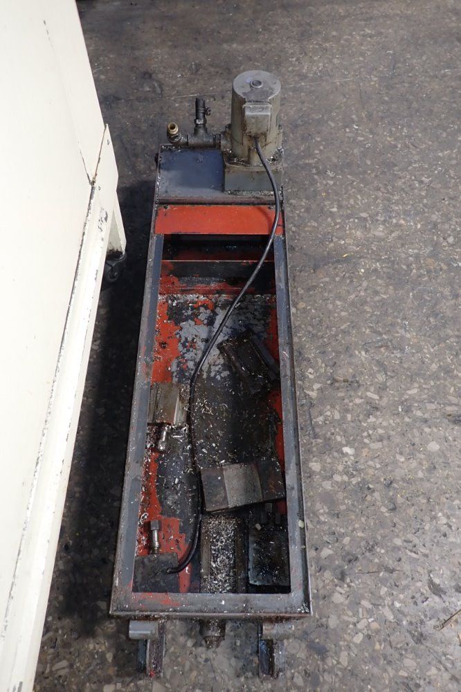 Okk 16" X 28 1/2" Pcv-40 Cnc Vmc - Pcv-40