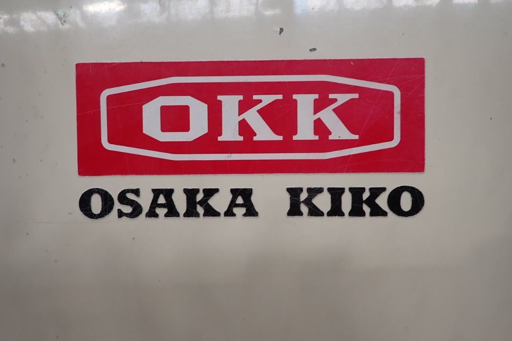 Okk 16" X 28 1/2" Pcv-40 Cnc Vmc - Pcv-40