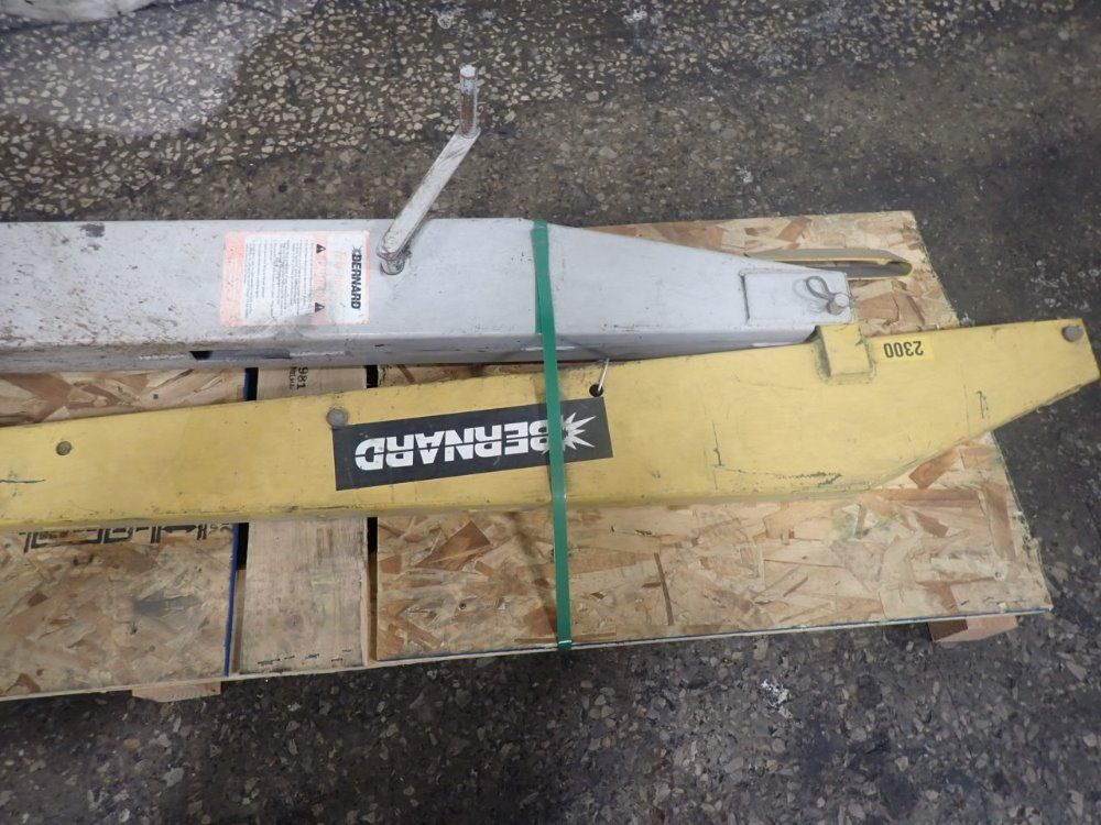 Bernard Welding Stand