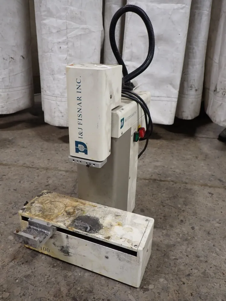 I & J Fisnar Inc Dispensing Robot