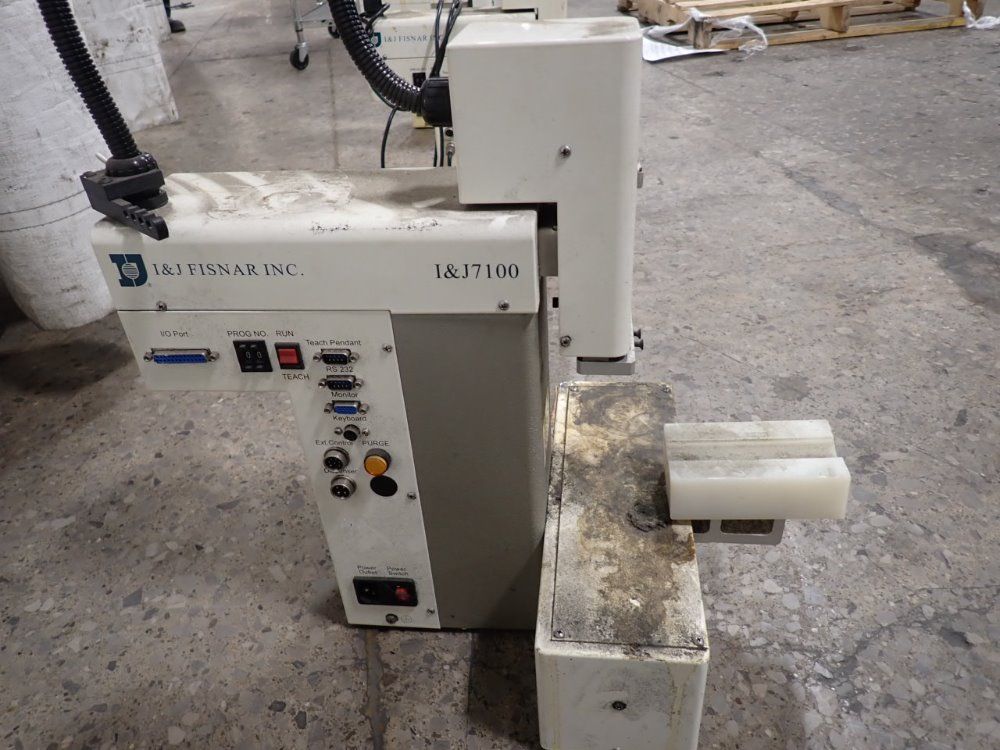 I  J Fisnar Inc Dispensing Robot