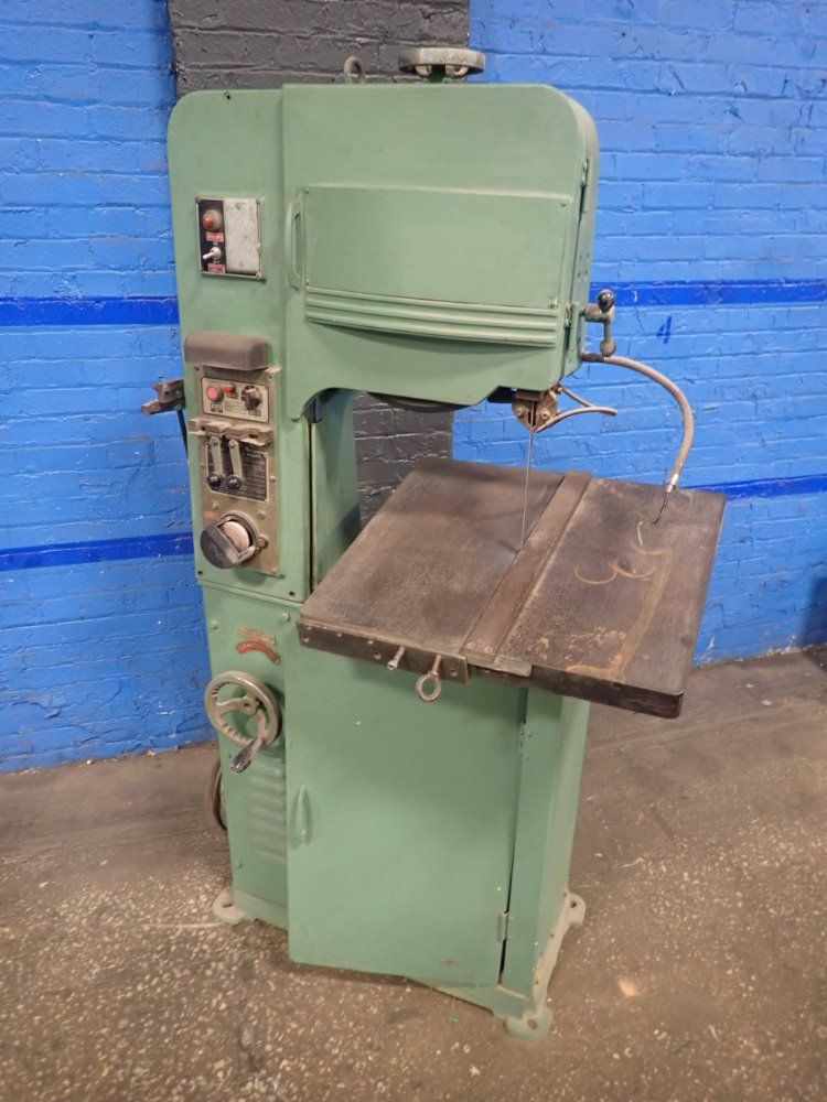 Annealing Vertical Band Saw