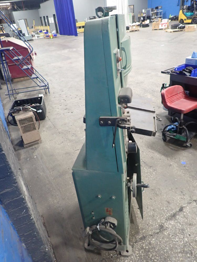 Annealing Vertical Band Saw