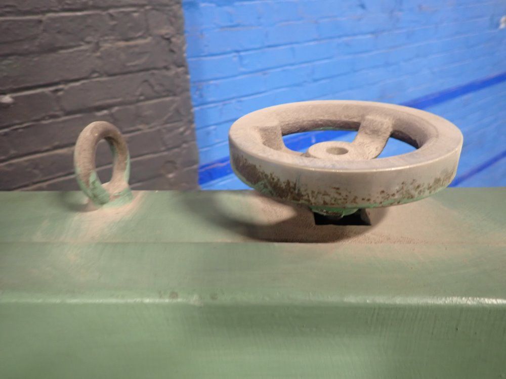 Annealing Vertical Band Saw