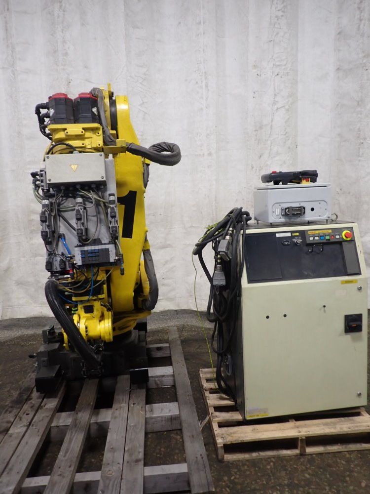 Fanuc R-2000i/165f Robot - R-2000i/165f