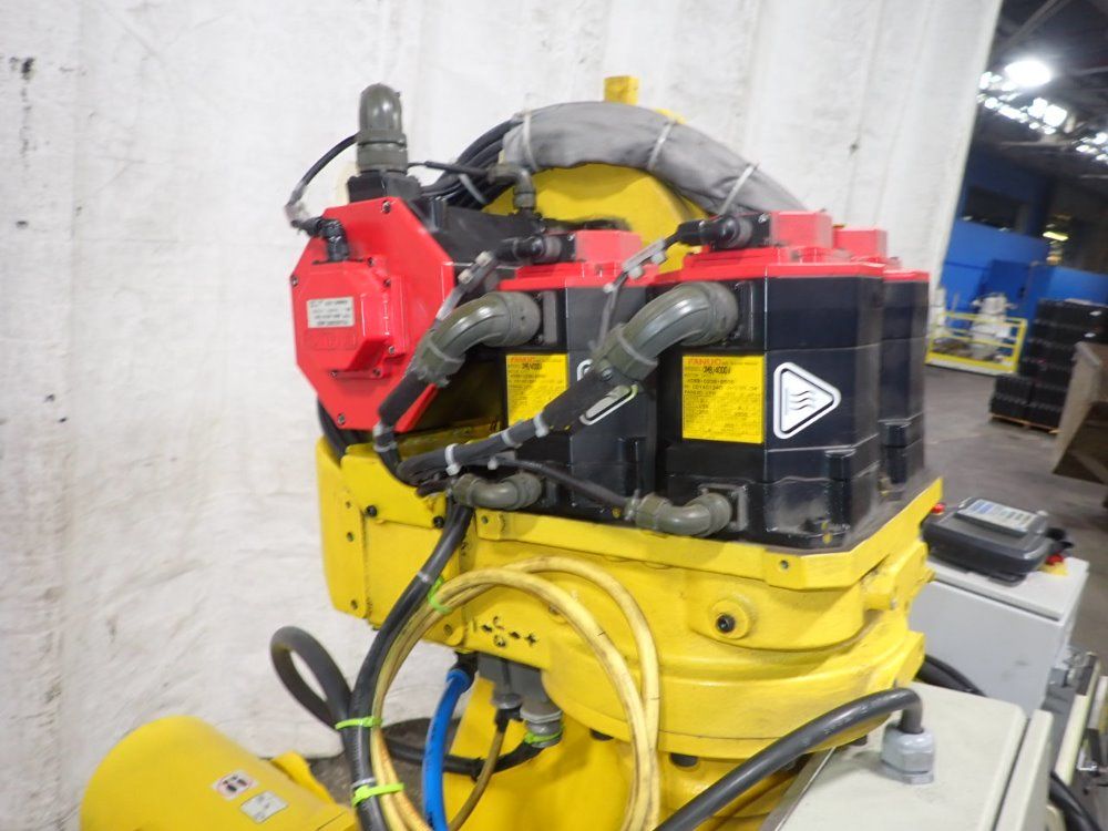 Fanuc R-2000i/165f Robot - R-2000i/165f