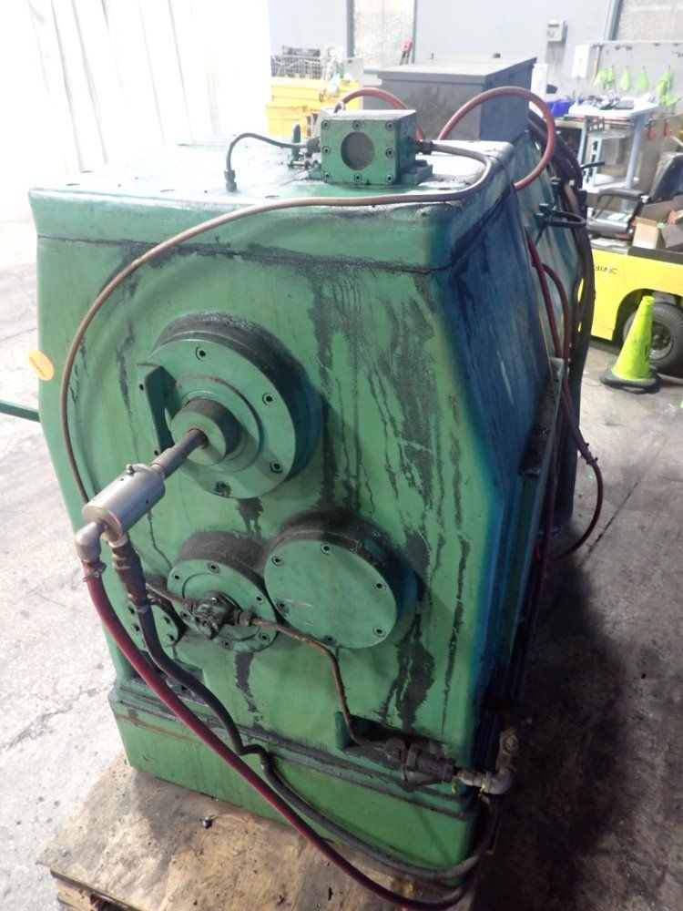 International Rubber Industries Rubber Extruder