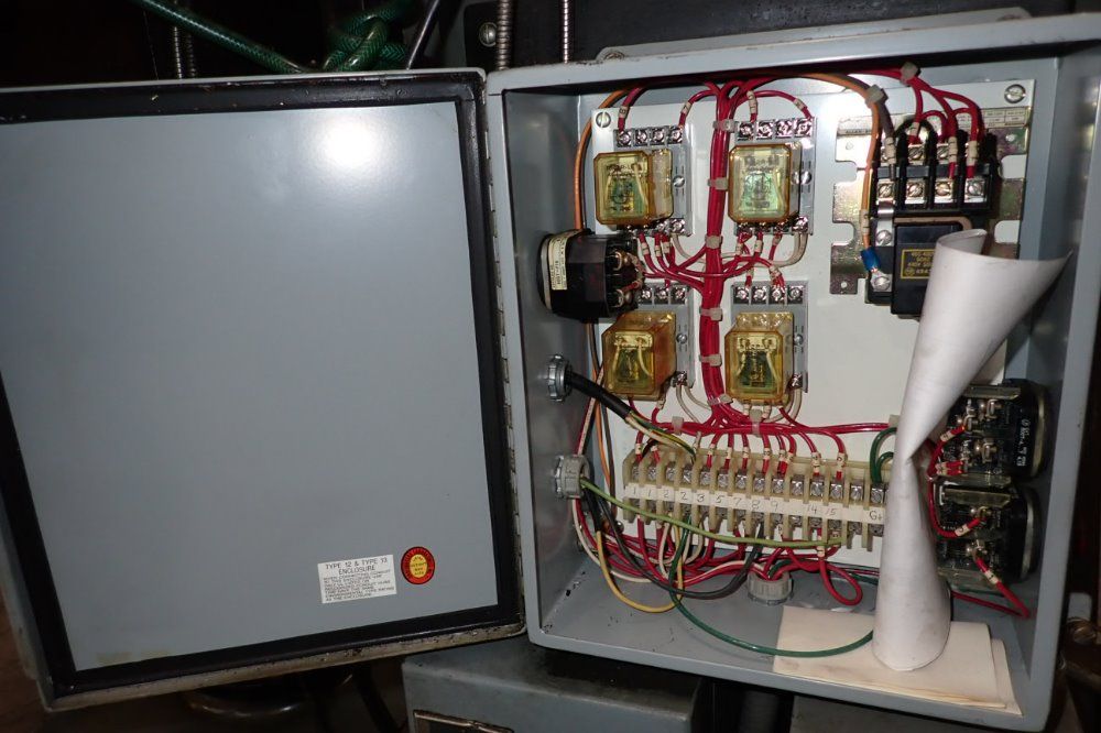 Bridgeport Vertical Mill With Shaping Attachment