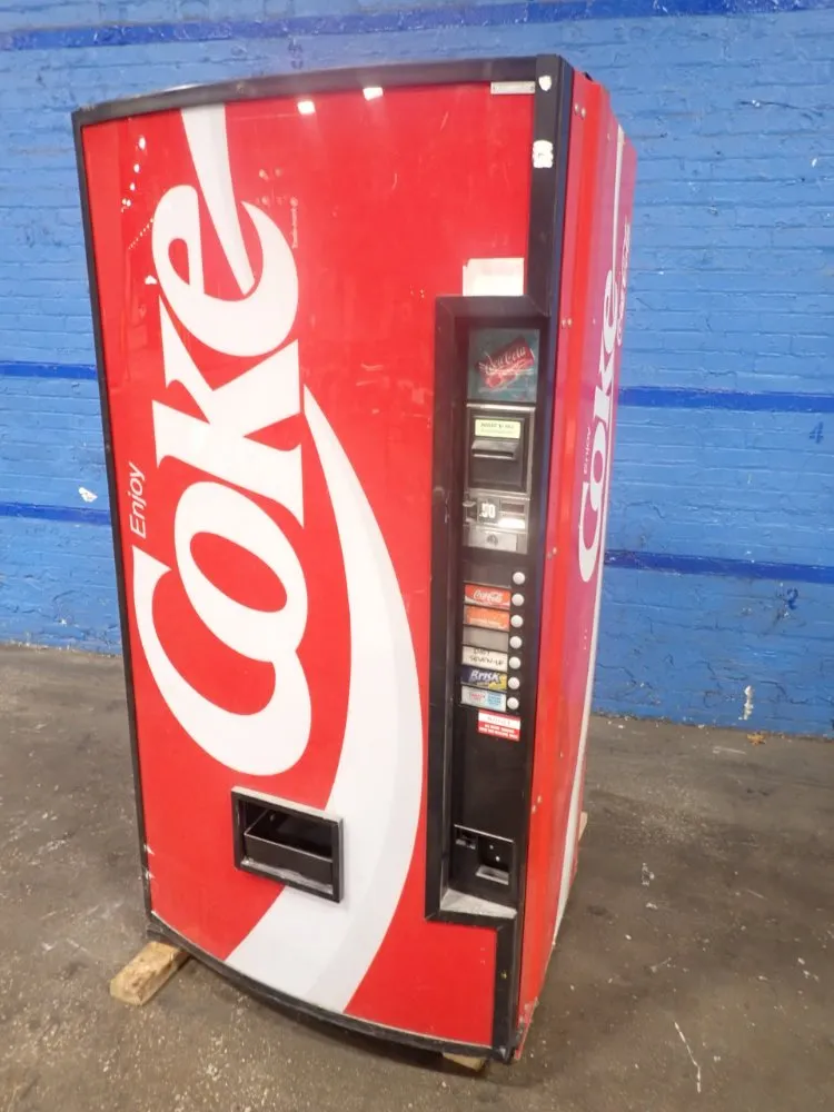 Dixie-narco Beverage Vending Machine