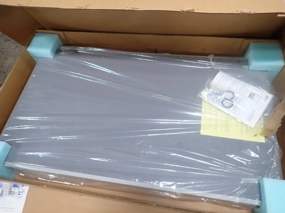 Luminaire Color Viewing Station