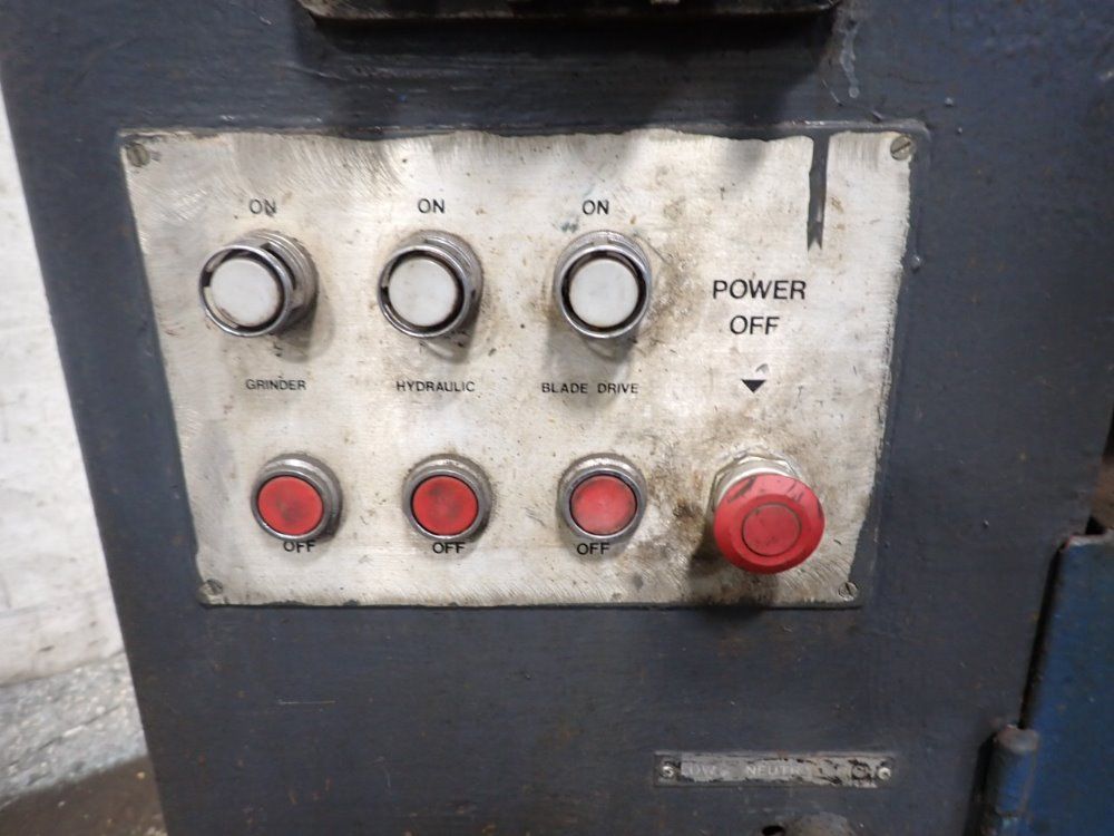 Dake Johnson 24" Vh-24 Vertical Band Saw - Vh-24