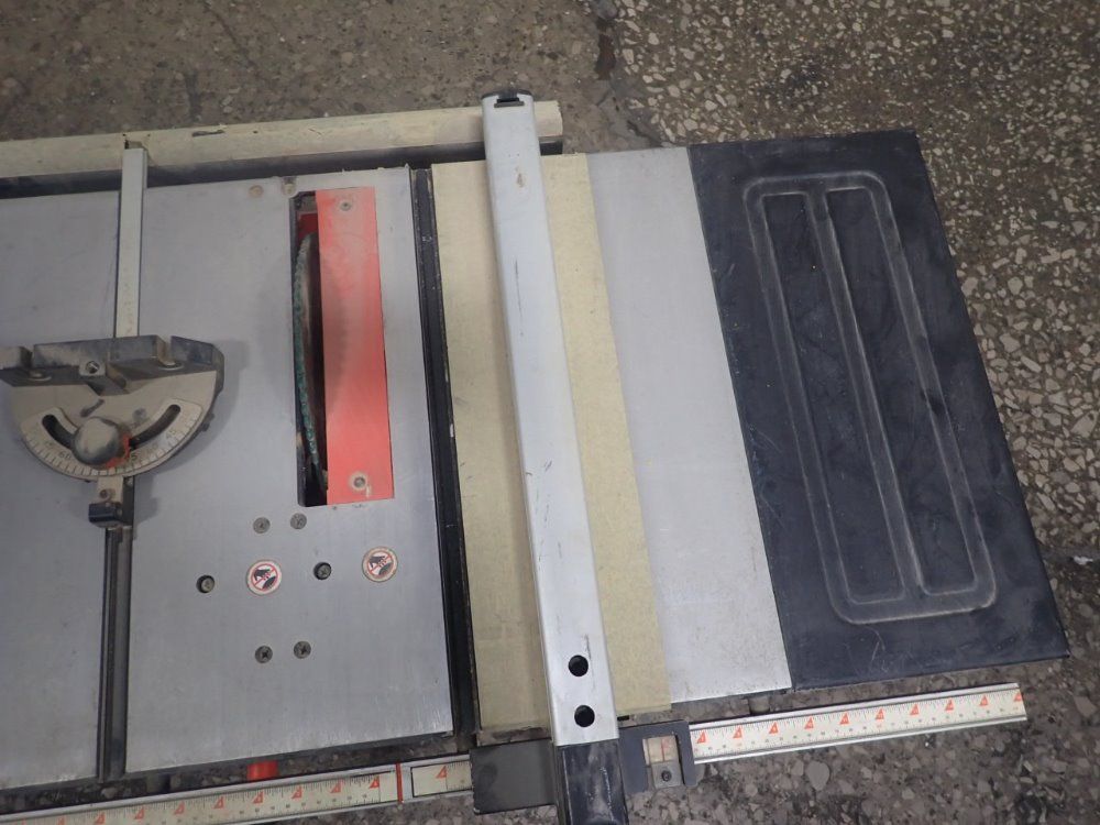 Black & Decker Table Saw