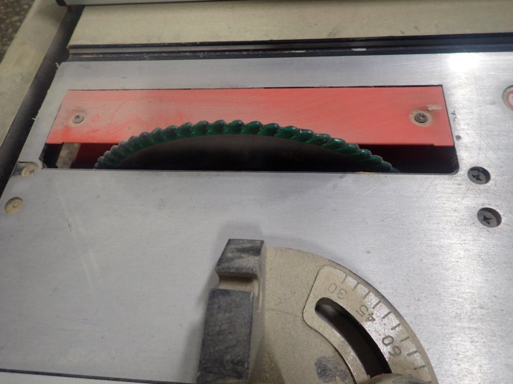 Black & Decker Table Saw