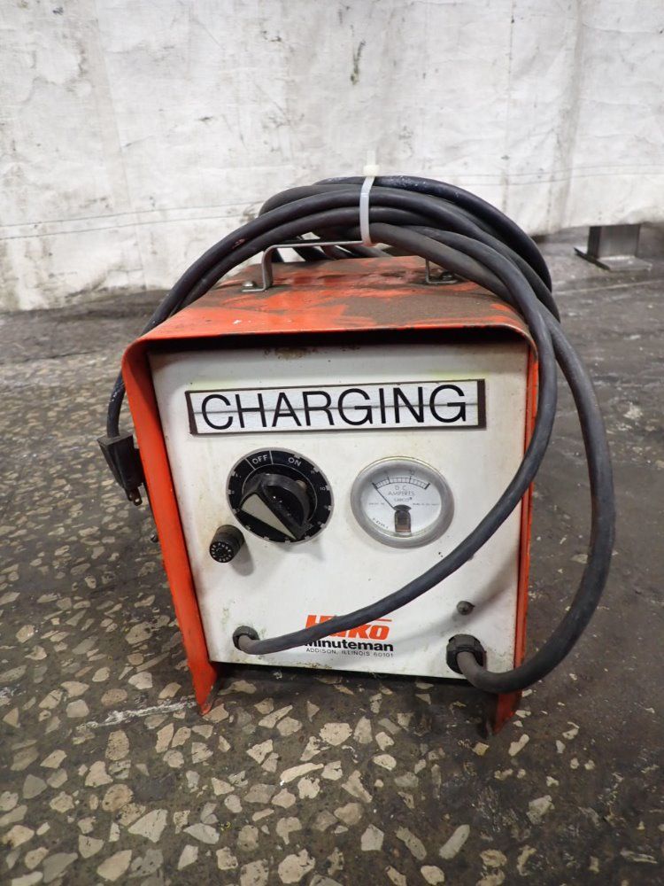 Hako Battery Charger