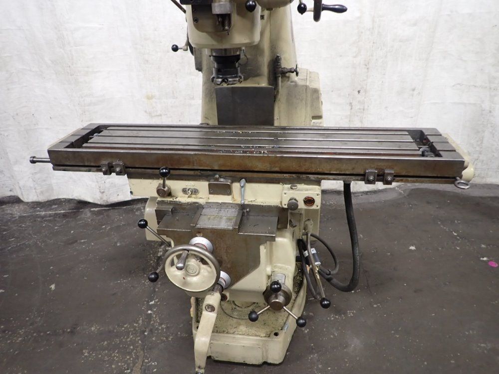 Sajo 11" X 52" Vertical Mill - Vf-54p